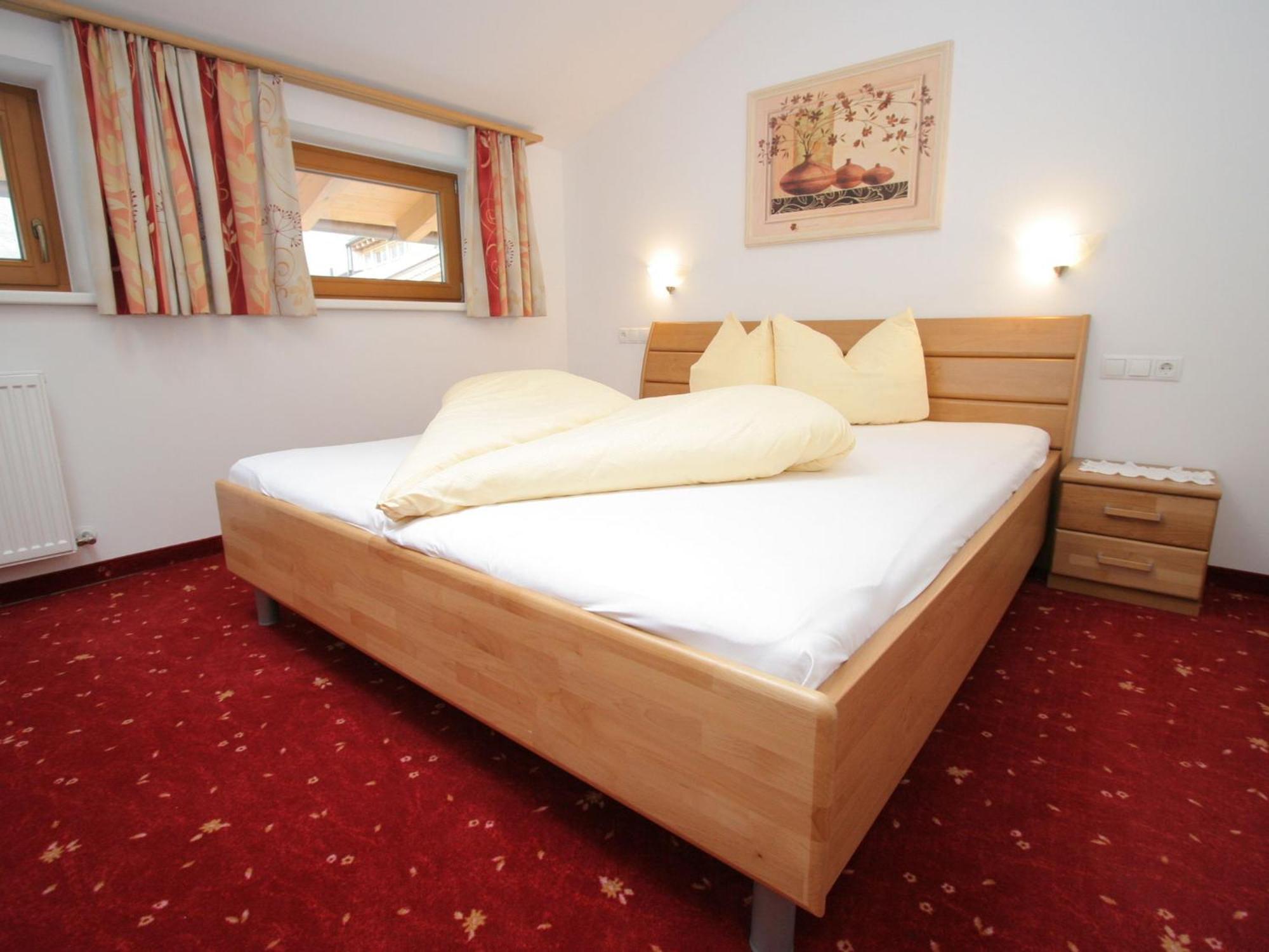 Charming Apartment In Uderns With Balcony Zewnętrze zdjęcie